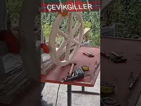AHŞAP TEKERLEKTEN  AVİZE YAPTIK