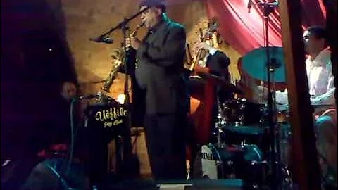 Bill Saxton Quartet "Simone" (Frank Foster)   Ueff...
