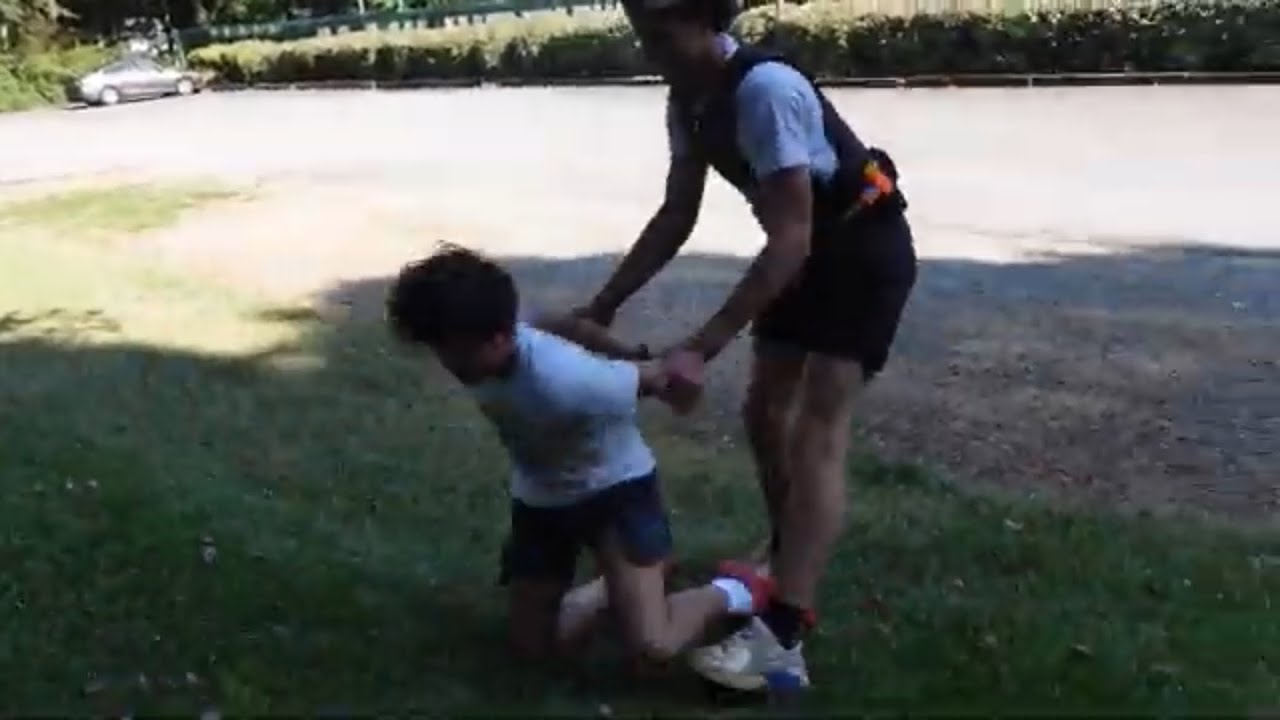 Littering Leads to Chase: Cops and Robbers