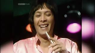 Video thumbnail of "Gonzalez - Haven't Stopped Dancing Yet (Top Of The Pops) [Remastered in HD]"