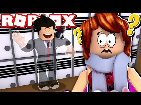 O Melhor Esconderijo Do Pique Esconde Roblox Hide And Seek Extreme Youtube - roblox fiquei camuflado no esconde esconde hide and seek