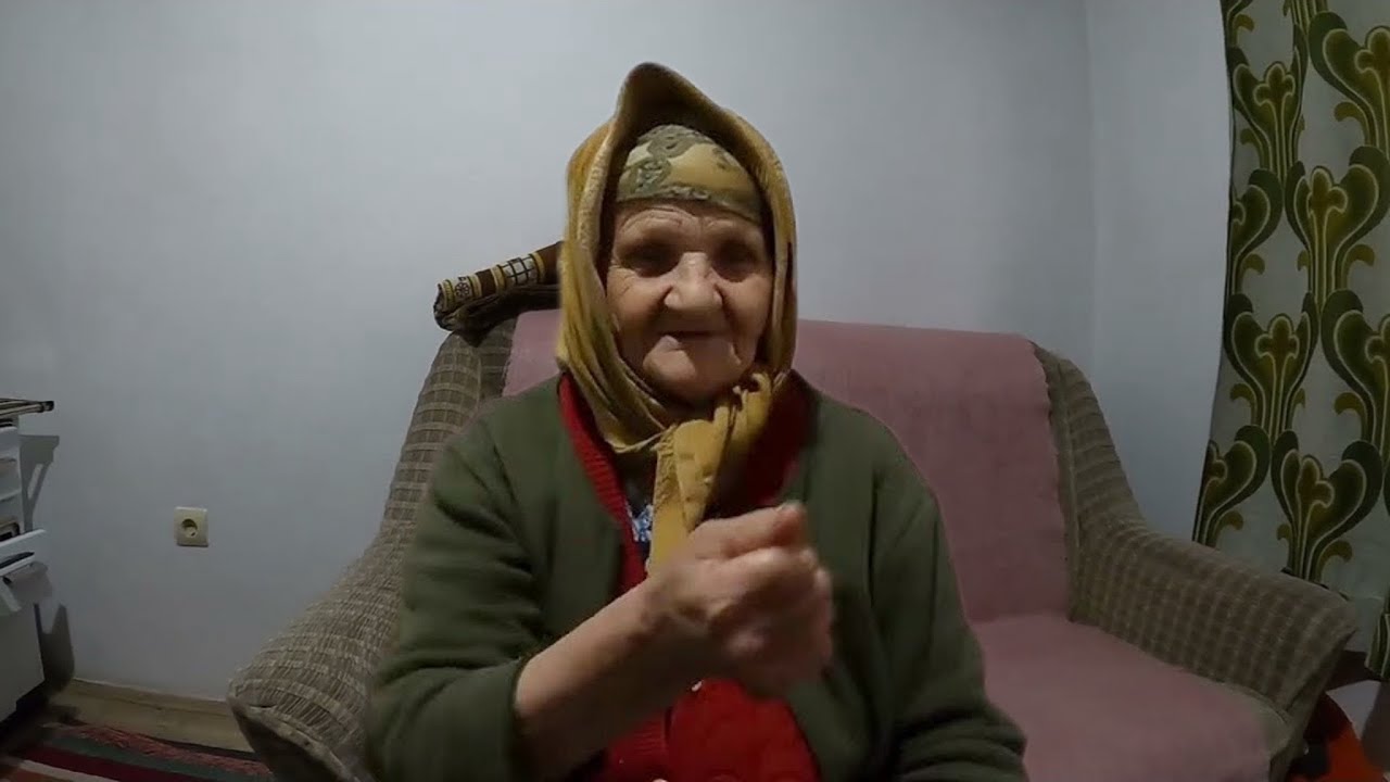 Sestra mi bliznakinja rodila desetero djece a ja ni jedno, živim sama!