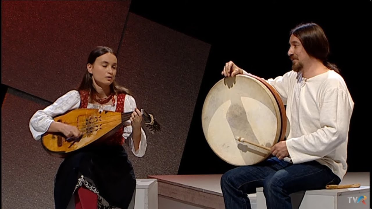 Drumul lui Leşe cu grupul Trei Parale şi Dana Păpăruş (@Arhiva TVR)