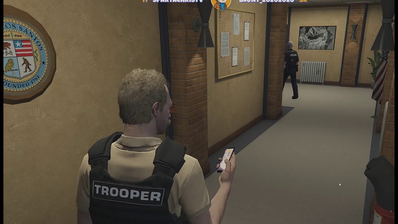 Koil Reacts to xQc Using Info From Public Server (NOPIXEL)