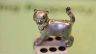 Monopoly Fans Add Cat, Toss Iron Tokens screenshot 5