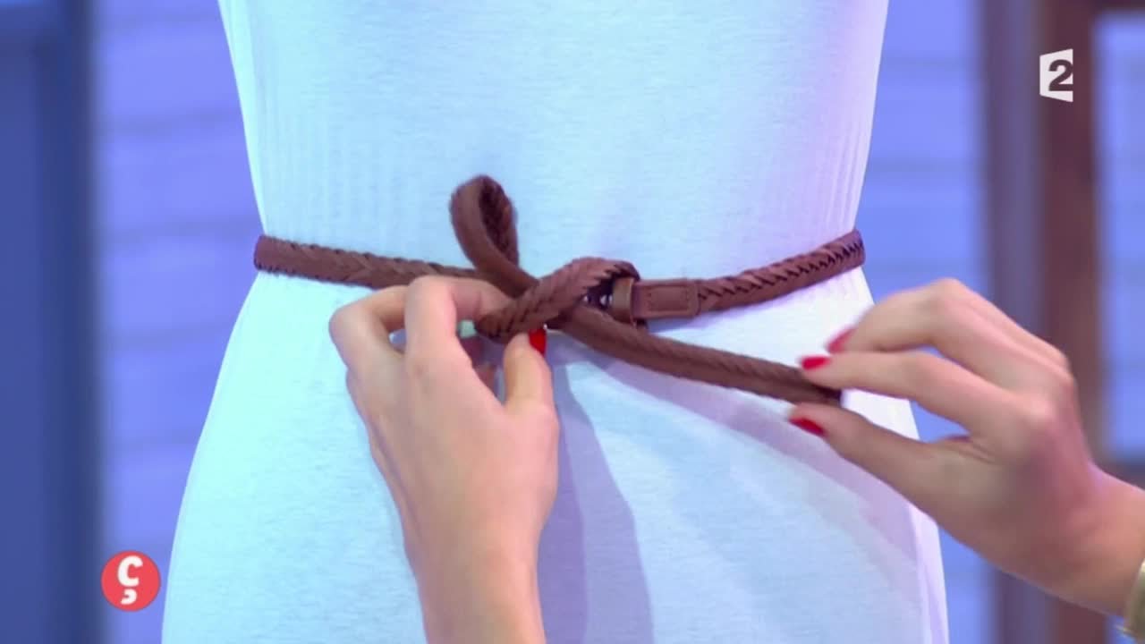 [MODE] Comment faire une boucle de ceinture #CCVB - YouTube