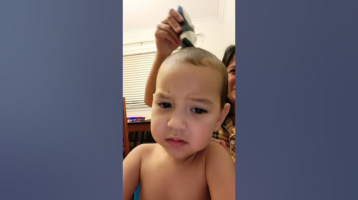 Mommy's cutting my hair