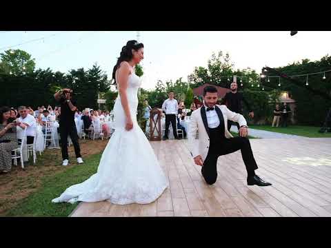 Özlem & Deniz Zeybek Düğün Dansı