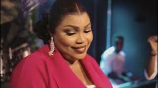 Efik Praise Experience with Min Teena