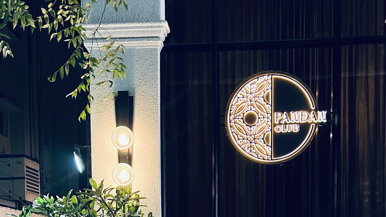 Pandan club restaurant a short review video of how the peranakan cuisine food tastes like 