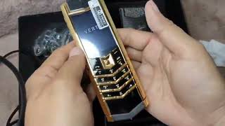 Vertu Signature Gold Limited Edition Luxury Mobile Phone Resimi