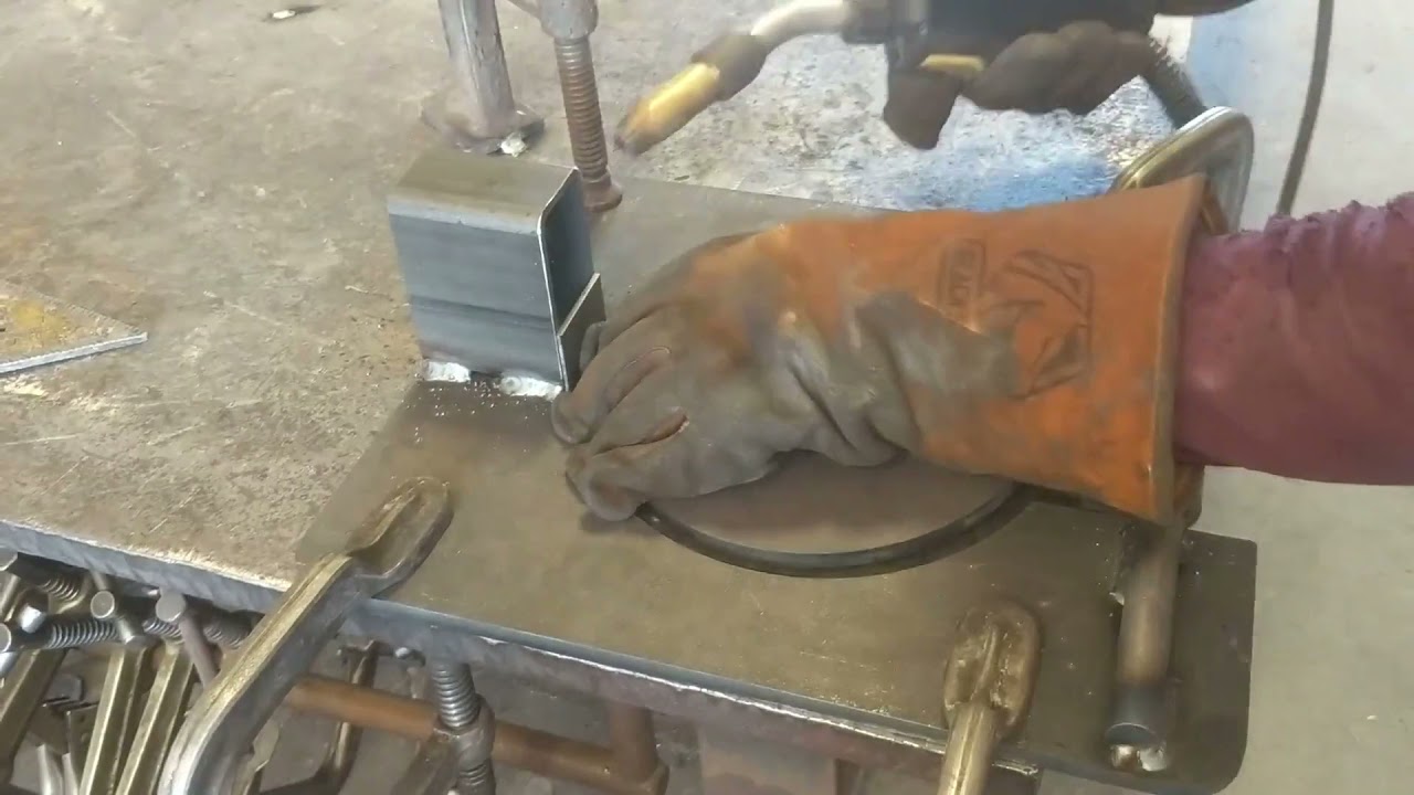 Revolution Targets  - Building the 8-inch Portable Plate Target