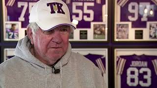 Former Vikings QB Tommy Kramer Opens Up About Dementia, Inspired by Favre
