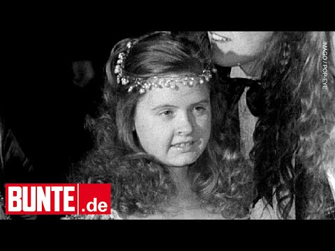 Video: Die Familie Eines Verstorbenen Einwandererkindes