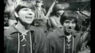 Video thumbnail of "Gentrys - Keep On Dancing (1965)"