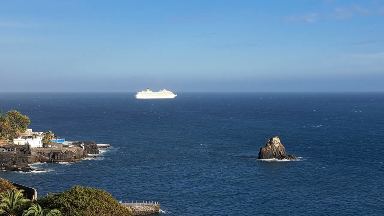 Costa Fortuna verlässt Funchal Richtung Teneriffa 