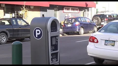 Using The Parking Kiosks on West Union Street