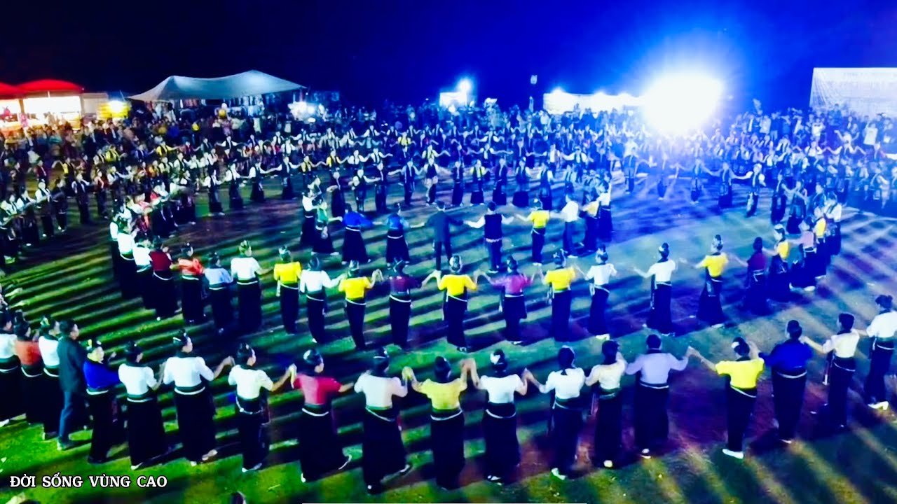 Lễ Hội Xòe Thái Tây Bắc 2024 | Toàn Cảnh Đêm Công Diễn Xòe Thái 500 Diễn Viên Xòe Vòng Đẹp Mắt