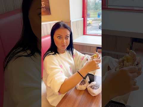 Неприятная встреча в ресторане! 😂 Смешное видео. #shorts