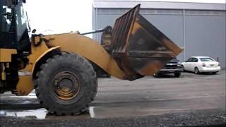 980G AWH00269 Engine Running