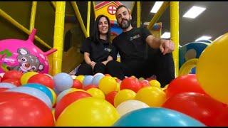 This business keeps 33,000 balls clean. Here's how they do it screenshot 1