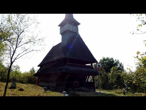 Video: Decorul Interior Al Altarului Unei Biserici Ortodoxe
