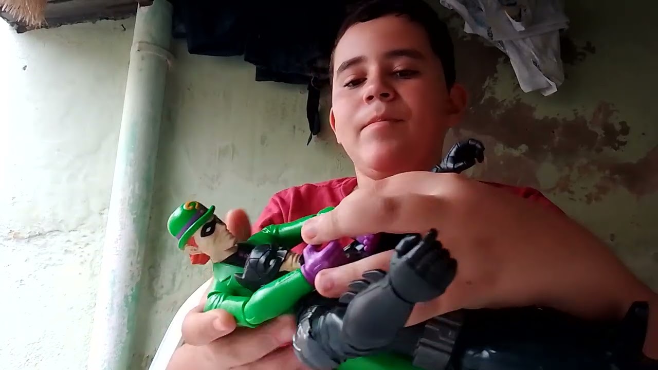 Ufcbr Batman vs charada 1 round 