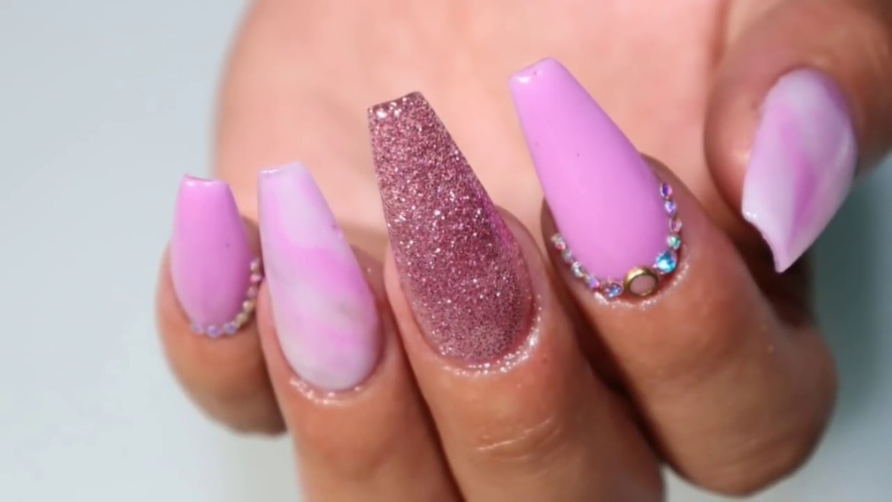 uñas acrilicas con efecto marmol super bellas manicura y pedicura