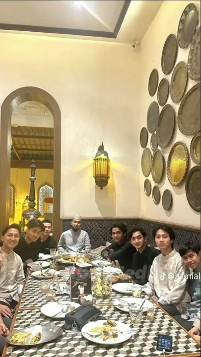 The Mogans EATING TOGETHER GUS AZMI HUSAIN AND FRIENDS OF SHOLEH #gusazmi