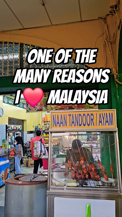 The beautiful words of salawaat being recited at a tourist hot spot in KL, Malaysia 🇲🇾 #Blessings