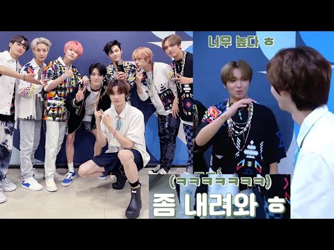 [NCT DREAM with MC SUNGCHAN] HAECHAN : Come down~ You are too tall 😂 @210711 🎵Hello Future Win