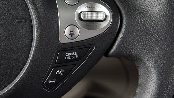 2018 Nissan Sentra - Making, Receiving and Ending a Call - with Navigation (if so equipped)
