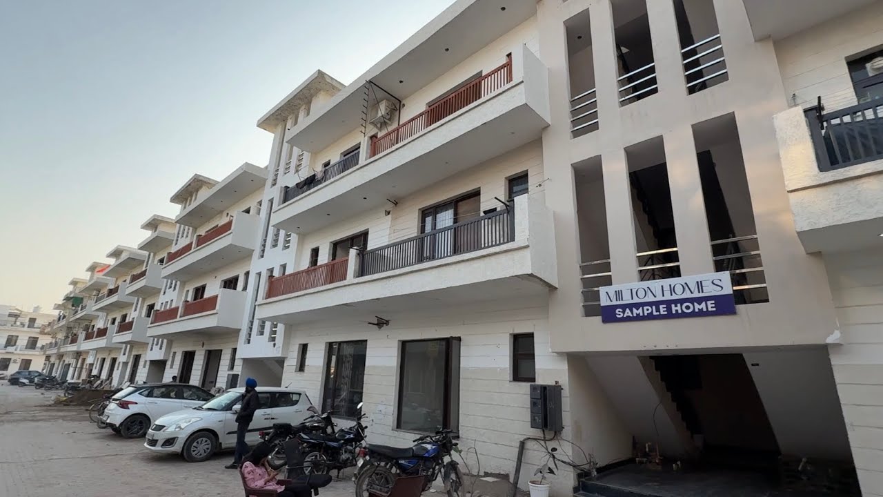 East Facing Flats for sale in Sector 123 Mohali, Sunny enclave | 135 Sq yard Near airport road