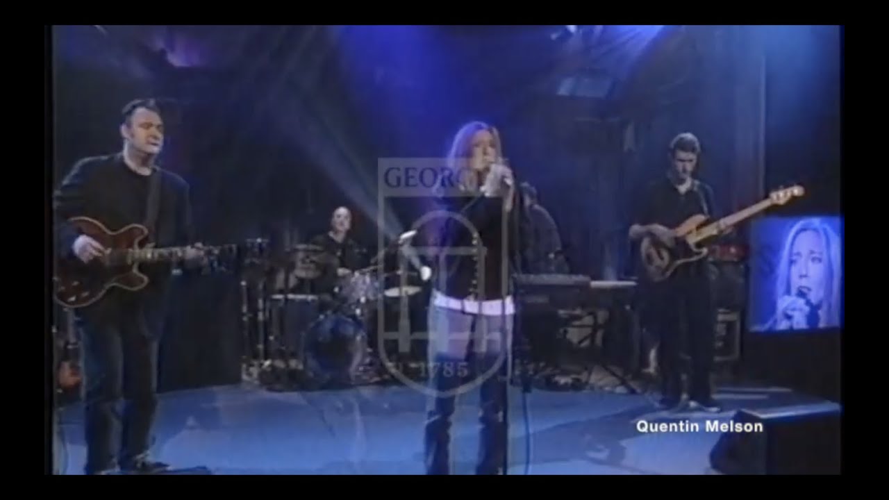 Portishead Glory Box/Sour Times (Live on the Jon Stewart Show) (April