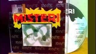 MISTERI   KEMBOJA DI PUSARA