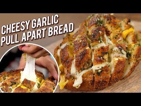 Pull Apart Cheesy Garlic Bread - Quick & Easy Garlic Bread - Bhumika Bhurani | Rajshri Food