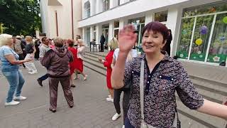 19.05.24г..."Твои Глазки"... Банд Одесса... звучит на танцполе в Гомельском парке...