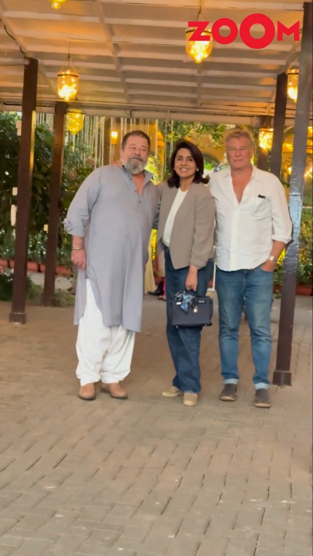 Neetu Kapoor and other celebs ATTEND Randhir Kapoor's Birthday bash #neetukapoor #shorts
