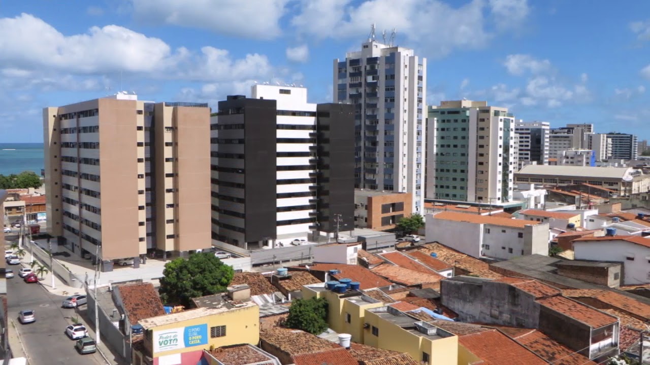 Alugo PINOT NOIR 65 m²  2 Quartos 1 Suíte 2 WCs na Ponta Verde