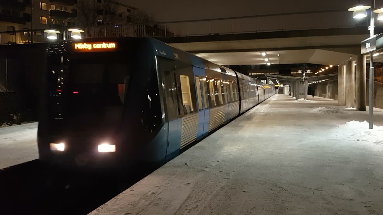 C20 Tunnelbana avgår från 🔴 Sätra.