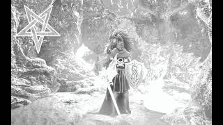 Horse Head Hell Knight - White