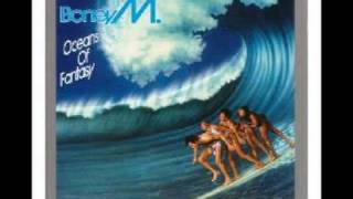 Boney M. : I See A Boat On The River chords