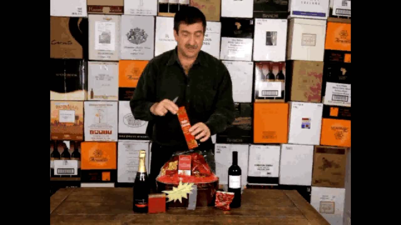 Holiday Gathering Basket from Wine of the Month Club Holiday Gathering Basket from Wine of the Month Club