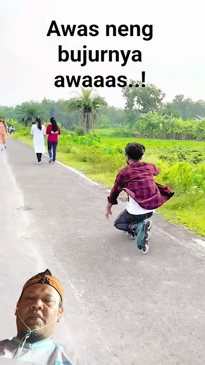 aduuuuh jadi ketabrak deh bujurnyooo....#short #fyp #viral #tranding #funny #comedy