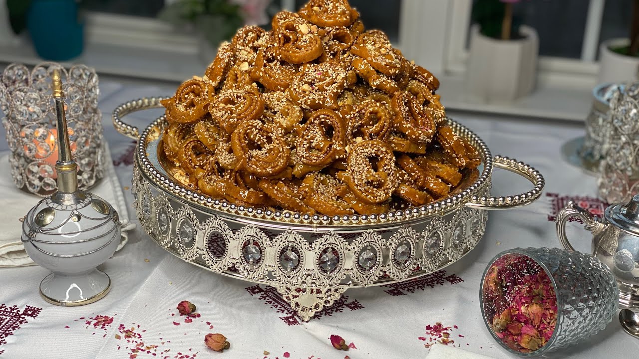 شباكية هشيشة بنينة مجعبة وشاربة العسل 🍯🍯