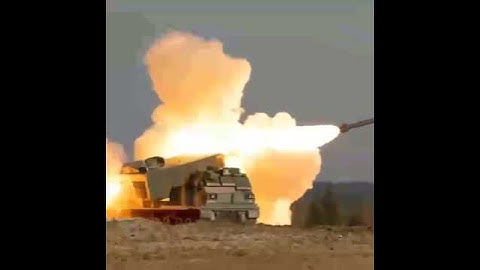 World History-Overview of the M270 MLRS, loading process to fігіпɡ mission ‎#shorts #trending #fire