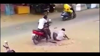 Video Lucu Orang Mabuk Naik Motor Bikin Ngakak