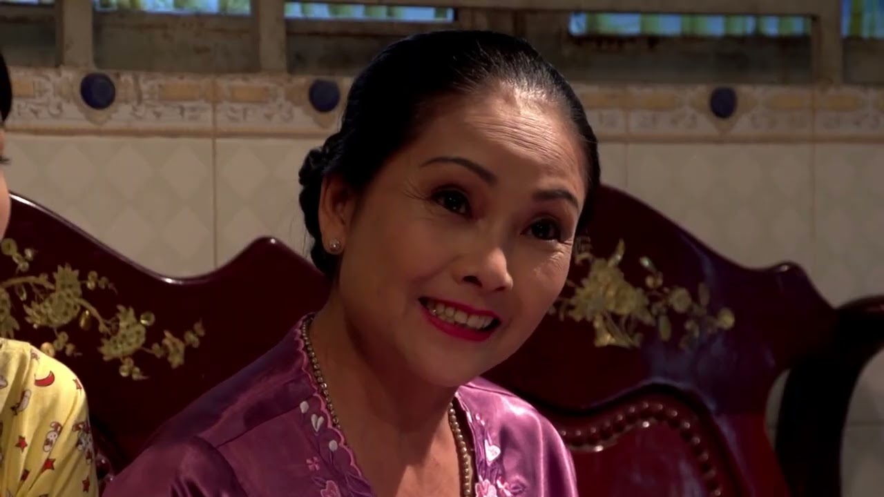 Hiệp lập công lớn, bà Mười liền thưởng nóng - Người Thương Kẻ Nhớ