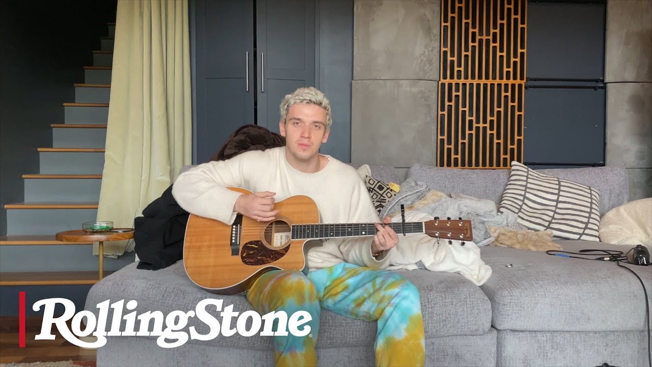 Lauv Performs 'Modern Loneliness' From Home | In My Room