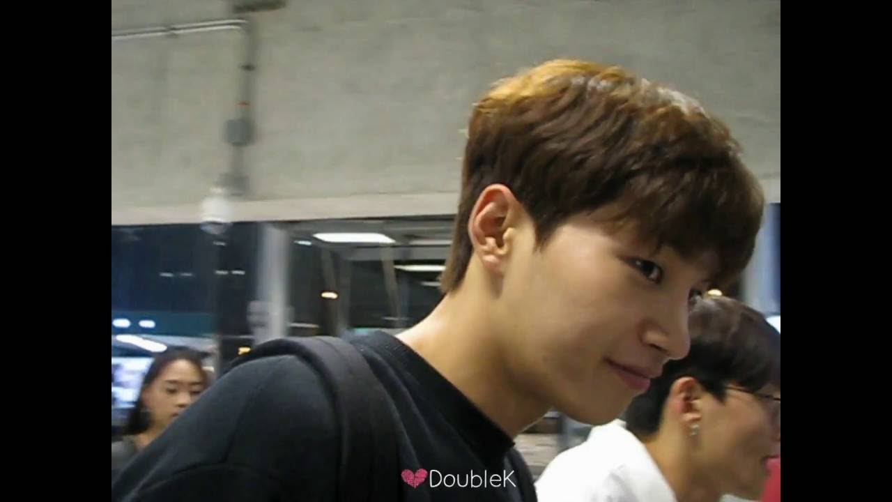 160823 KIM JAEYOUNG at Suvarnabhumi Airport